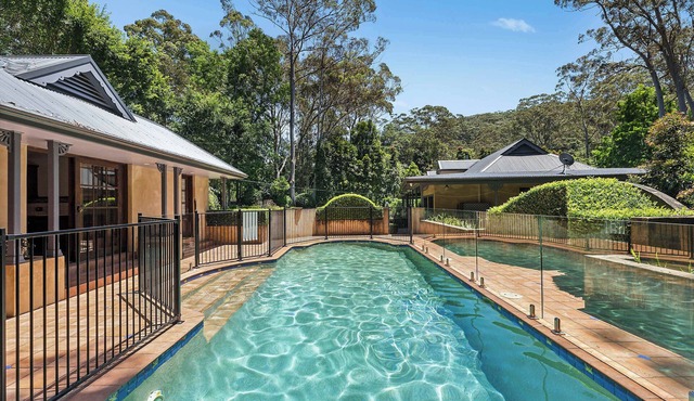 The Manor by Coast Hosting