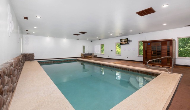 The Manor-Indoor Pool-Speak Easy-Game Room-Sauna