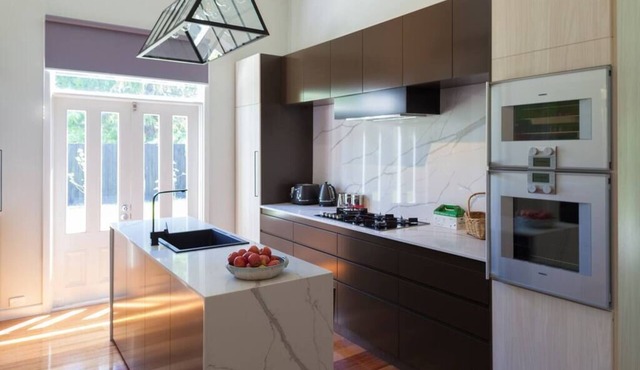 THE MANSE ON EBDEN - PUT ON YOUR SUNDAY BEST