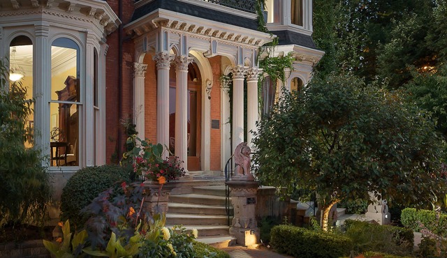 The Mansion On Delaware Ave