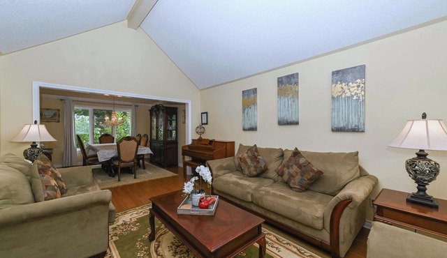 The Maplewood House - Walk to old town Niagara-on-the-Lake