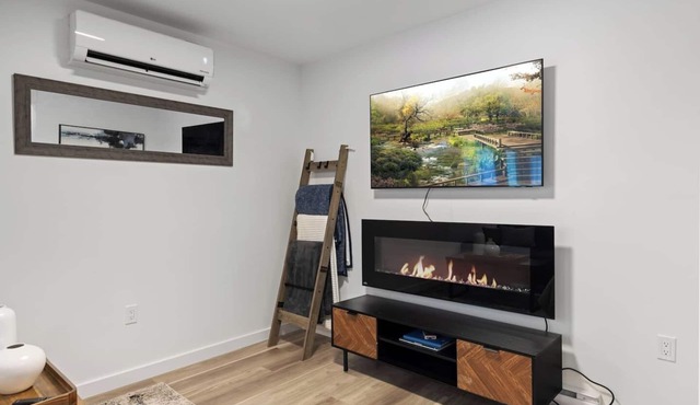 The Margaret of Hubbards Apt 1 - 7 Person Hot Tub