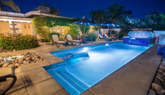 The Margarette: A 1948 Desert Zen Retreat 🌴