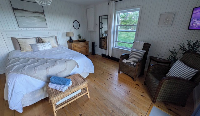 The Marigold Guesthouse (w/Hottub)