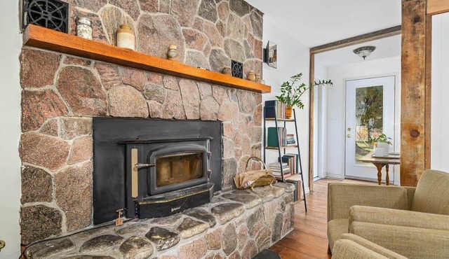 The Marigold PEC Family Farmhouse country escape