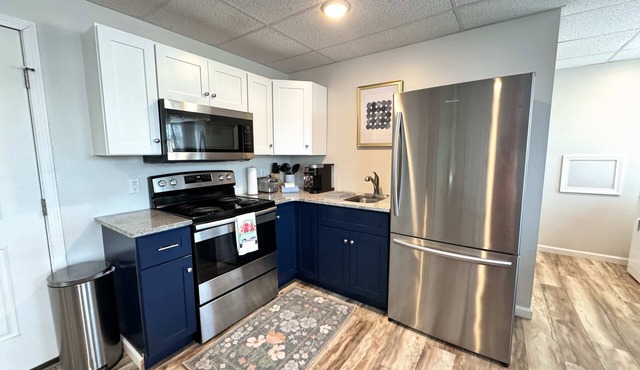 The Market Place by Nest and Bloom Suite 4 (5045)