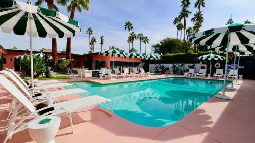 The Marley Hotel by AvantStay 20 OCC Full Hotel Buyout in Palm Springs w Pool Hot Tub