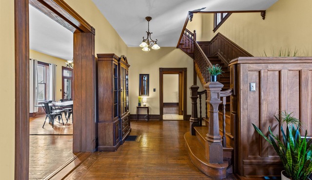The Marquis Manor | JZ Vacation Rentals