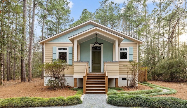 The Marsh House-Pet Friendly Home with Dock