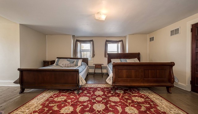 The Marshall | Historic Victorian Inn Room