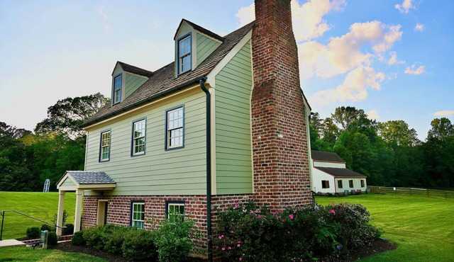 The Martin House: Historic 1 Br Cottage