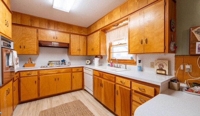 The Mary Martha - 3BR/2BA - Family Home