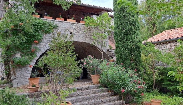 The Mas of Largellas