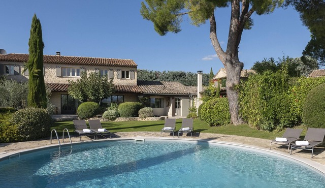 The mas: villa with private pool & garden
