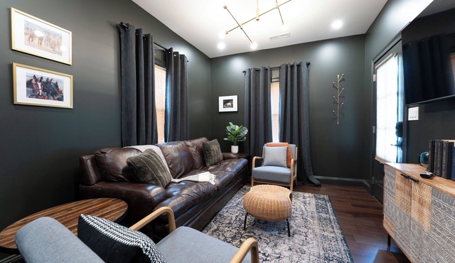 The Mashbill - Boutique Bourbon Retreat - Walkable - Close to Expo Center & NULU
