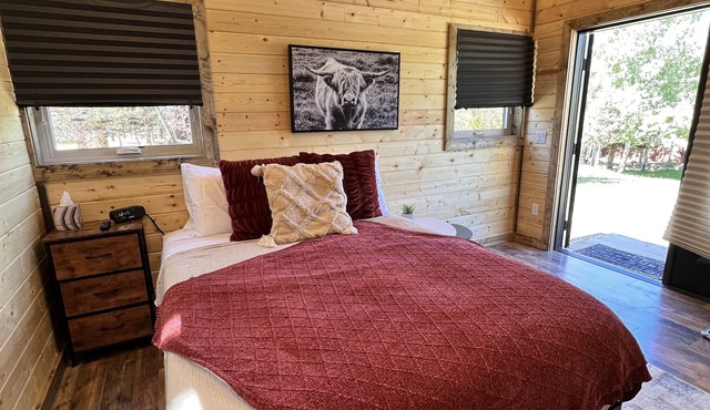 "The Matador" Westcliffe Outpost Cabin