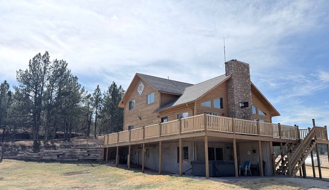 The McCaskell Cabin- Nestled out in the countryside.