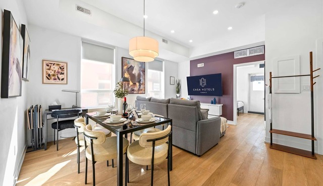 The McCaul | Spacious Suite near FIFA 2026