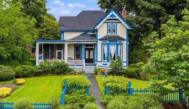 The McClaine House