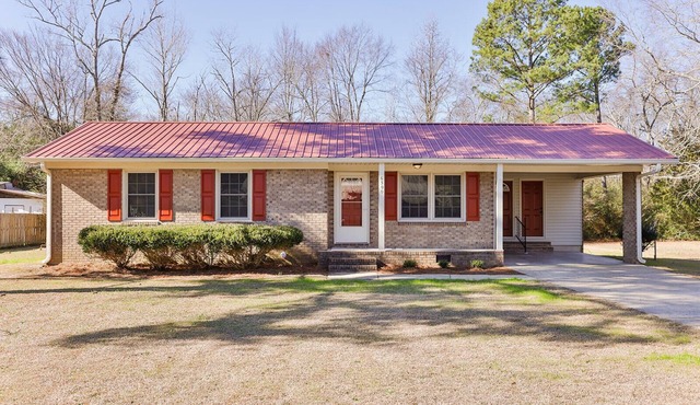 The McClellan Home w/King suite!