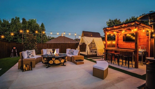 The McKinney Luxury Escape Close to Everything!