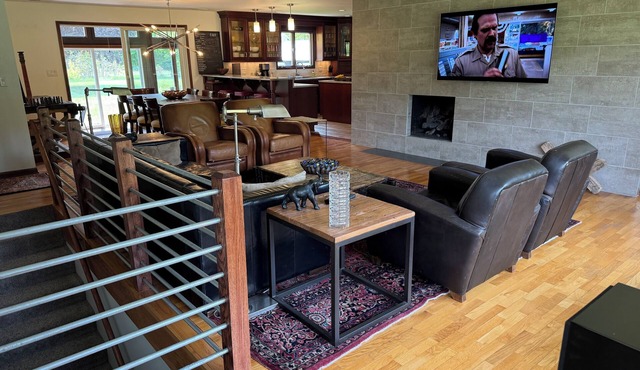 The Meadow House - with Billiards & Gaming Rooms