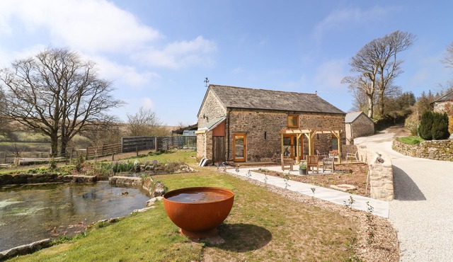 THE MEETING HOUSE @ YELLOWMEAD FARM, romantic in Yelverton