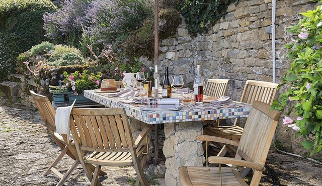 The Merchants House - Two Bedroom Villa, Sleeps 4