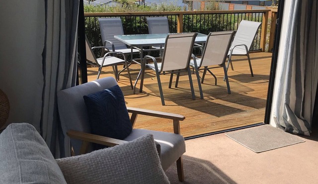 The Mermaid Beach House at Kaka Point- Sunny, private, family friendly bach