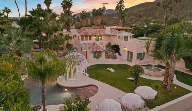 The Mesa Bungalows: Palm Springs Luxury Estate