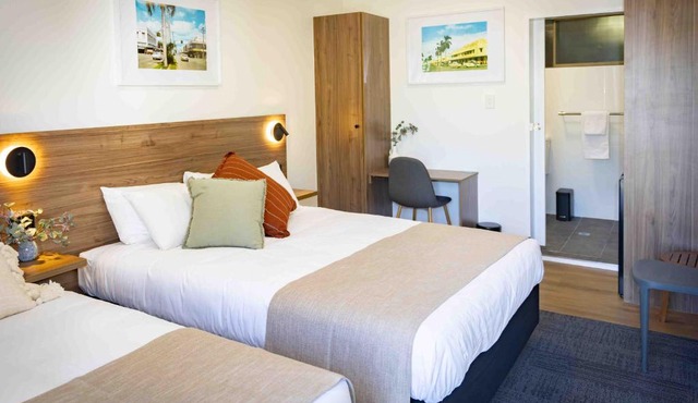 The Metropolitan Hotel