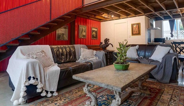 The Mezz @ Windaboo Split-level Retreat