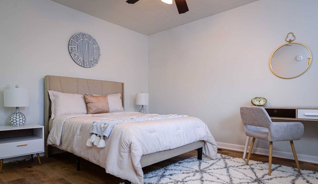 The Mid Century Modern Cute Unit B