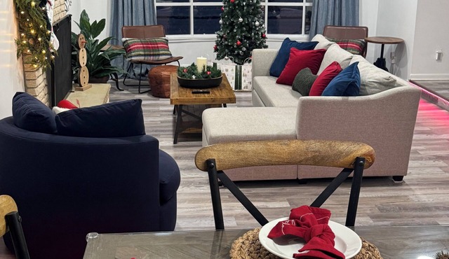 The Mid-Century Retreat