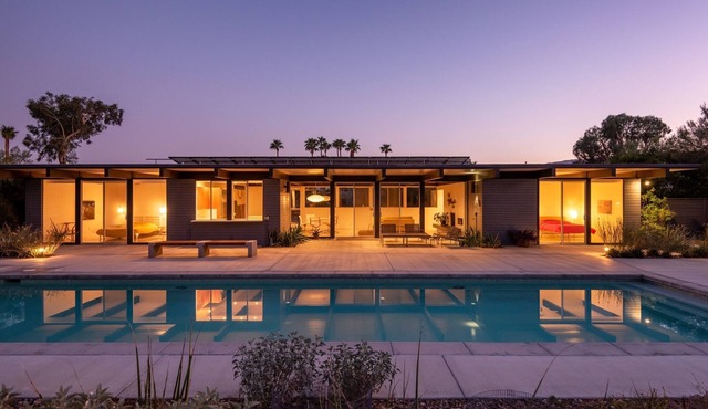 The Milky Way Modern Desert Retreat