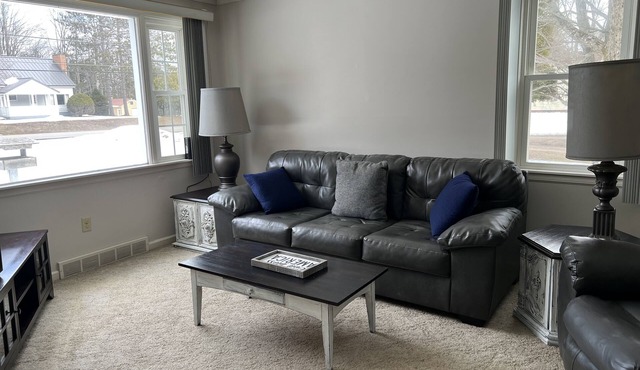 The Mill House - Comfortable 3 Bed House with Vintage Charm