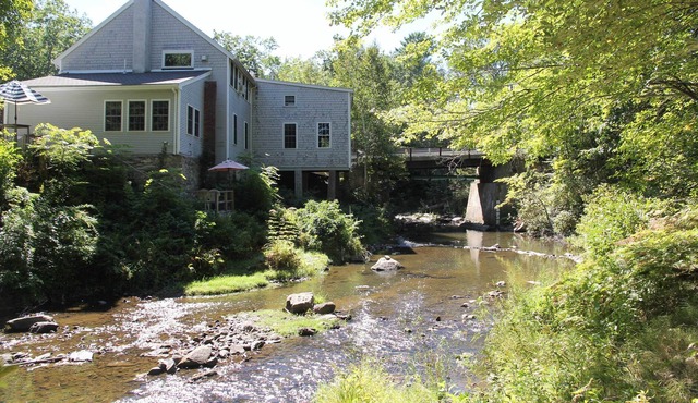 'The Mill' Loft w/ Fire Pit Near Portland!