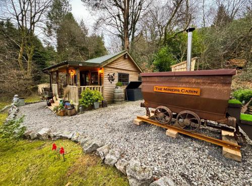 The Miners Log Cabin