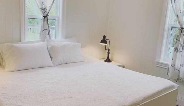 THE MINT ROSE COTTAGE