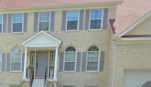 The Mirror .nSpacious & Luxury 4-bedroom house in charming Upper Marlboro/DMV
