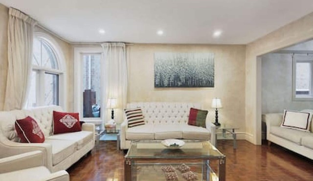 The Mississauga Garden Villa/5 BR and Playground