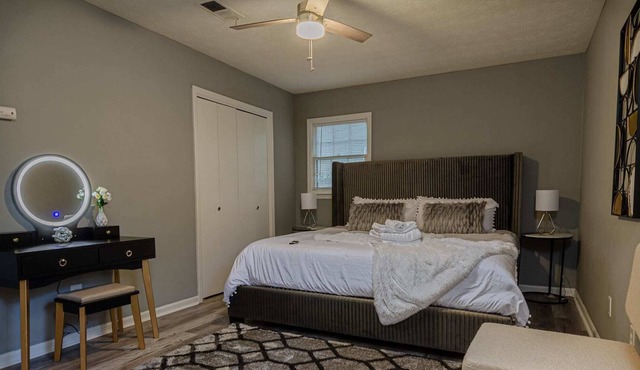 The Modern Family Getaway