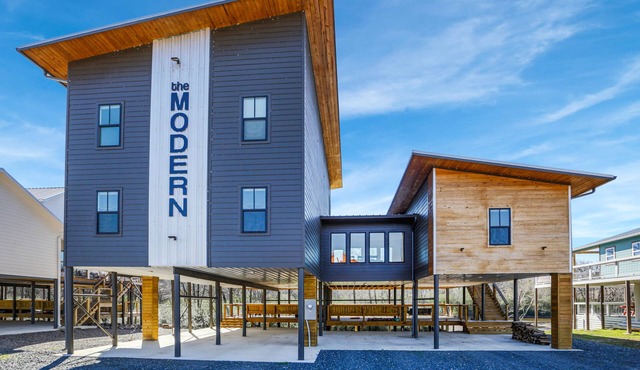 The Modern: Hammock + Ping Pong + CornHole