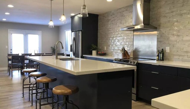 The Modern Moose! Fully Updated & Minutes from the Best Snow and Hiking on Earth