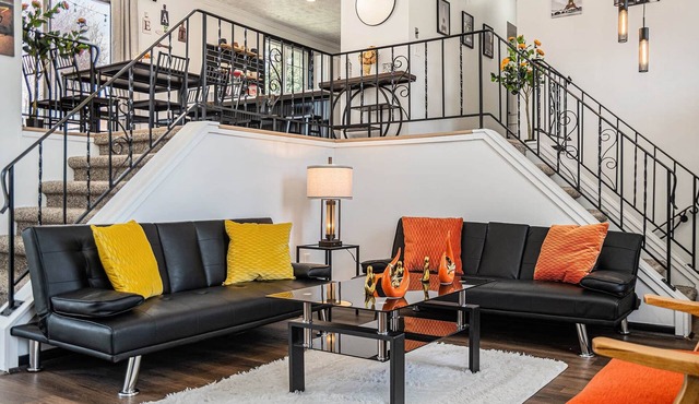 The Modern Rustic Retreat