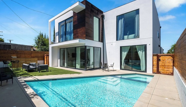The Modern Serenity Retreat
