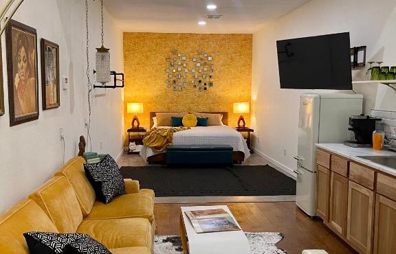 The Mollie Retreat on Route 66