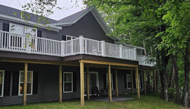 The Monarch - Private Setting, Heated Pool, 6 Bedroom, New Build. 6 min to CDP