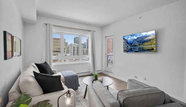 "The Monopoly" UG Parking | Mins to Saddledome