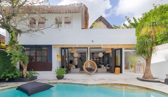 The Monroe Exquisite 3-Bedroom Villa in Seminyak's Center
